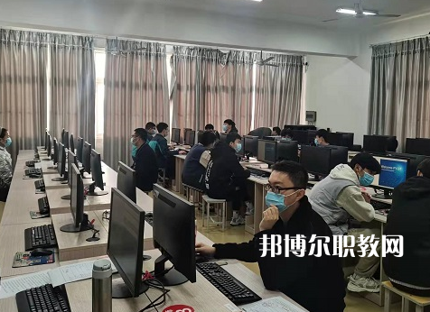 江蘇省盱眙中等專業(yè)學(xué)校2022年學(xué)費(fèi)、收費(fèi)多少