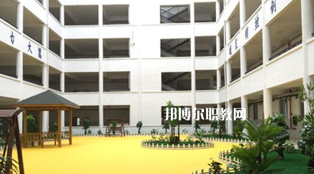 黔東南州德才科技職業(yè)學校怎么樣、好不好