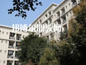 重慶輕工業(yè)學(xué)校2022年報(bào)名條件、招生要求、招生對(duì)象