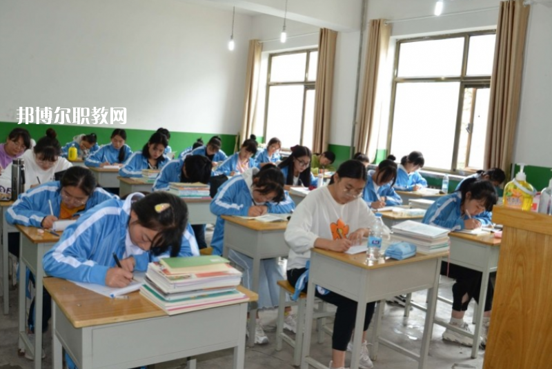 甘肅省廣播電視學(xué)校2022年報名條件、招生要求、招生對象