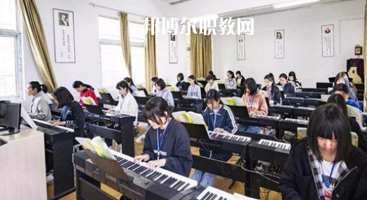 渦陽縣科技學校2022年報名條件、招生要求、招生對象
