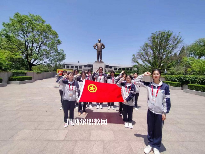 江蘇省淮陰商業(yè)學(xué)校2022年有哪些專(zhuān)業(yè)