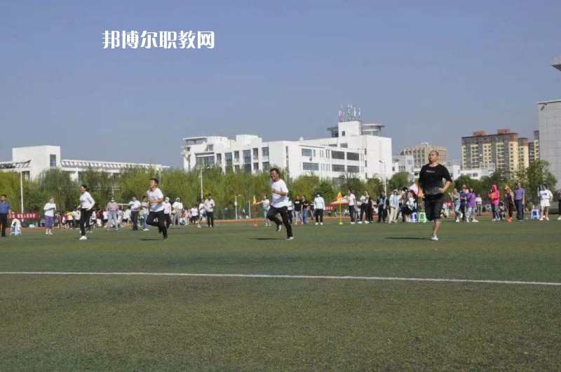 江蘇省淮陰商業(yè)學校2022年報名條件、招生要求、招生對象