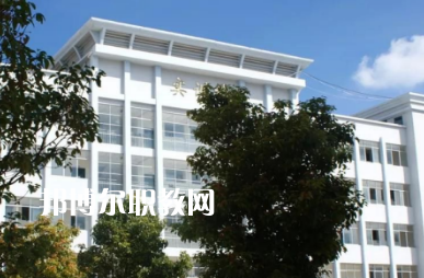 鹽源職業(yè)技術(shù)中學(xué)校2022年報(bào)名條件、招生要求、招生對(duì)象