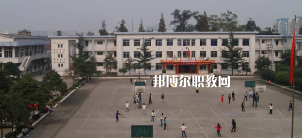 成都市育華職業(yè)學(xué)校怎么樣、好不好