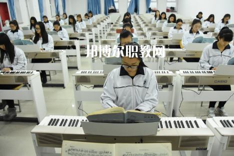 保定幼兒師范高等?？茖W(xué)校2022年報(bào)名條件、招生要求、招生對(duì)象
