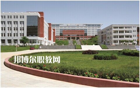 紅河州衛(wèi)生護(hù)理學(xué)校2022年招生辦聯(lián)系電話(huà)