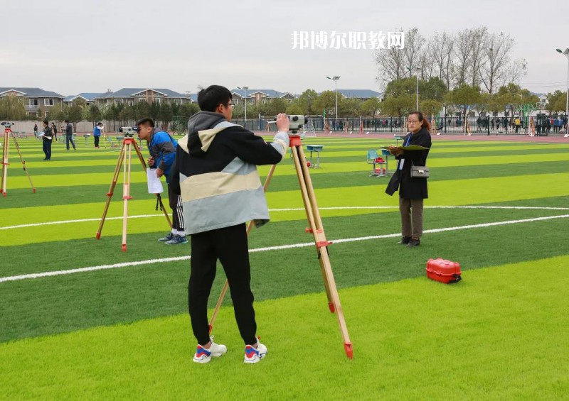 鹽城市經(jīng)貿(mào)高級(jí)職業(yè)學(xué)校2022年報(bào)名條件、招生要求、招生對(duì)象