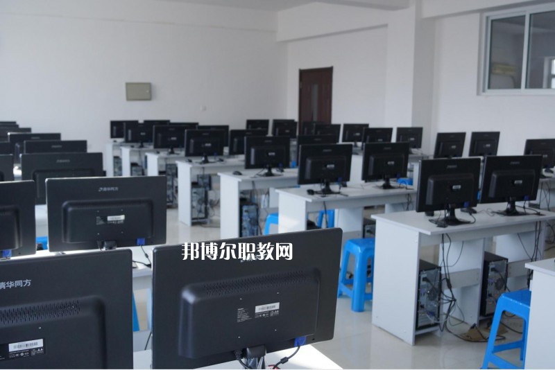 石家莊萬搏中等專業(yè)學(xué)校2022年報(bào)名條件、招生要求、招生對象