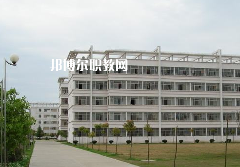 江蘇建湖中等專業(yè)學(xué)校2022年報(bào)名條件、招生要求、招生對(duì)象