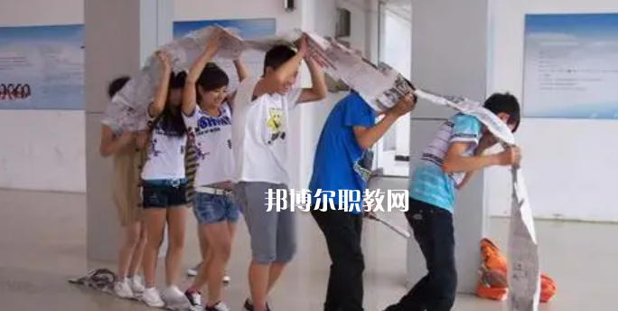 成都金海洋創(chuàng)意產(chǎn)業(yè)職業(yè)技術(shù)學(xué)校2022年學(xué)費(fèi)、收費(fèi)多少