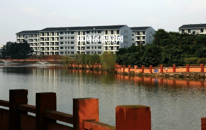 合江少岷職業(yè)技術(shù)學(xué)校怎么樣、好不好
