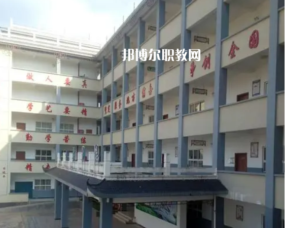 榕江縣中等職業(yè)學(xué)校2022年報(bào)名條件、招生要求、招生對(duì)象