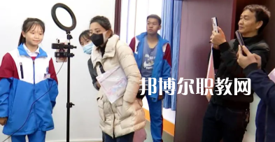 平塘中等職業(yè)學(xué)校2022年報(bào)名條件、招生要求、招生對(duì)象