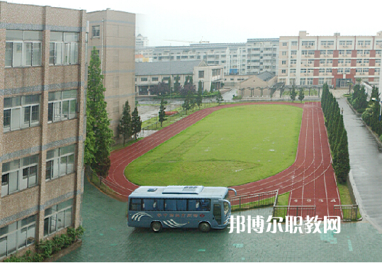 揚(yáng)州市弘揚(yáng)中等專業(yè)學(xué)校2022年報(bào)名條件、招生要求、招生對(duì)象