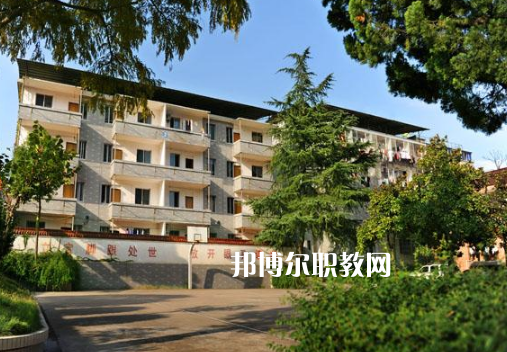 四川省簡(jiǎn)陽平泉高級(jí)職業(yè)中學(xué)基本簡(jiǎn)介