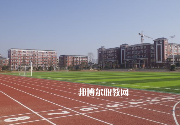 瀾滄縣職業(yè)高級中學(xué)2022年招生辦聯(lián)系電話