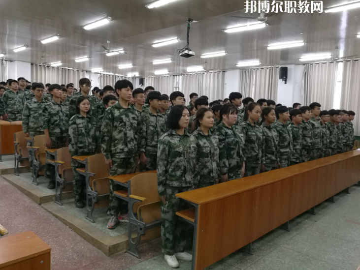 河北軌道交通中等專業(yè)學校2022年報名條件、招生要求、招生對象