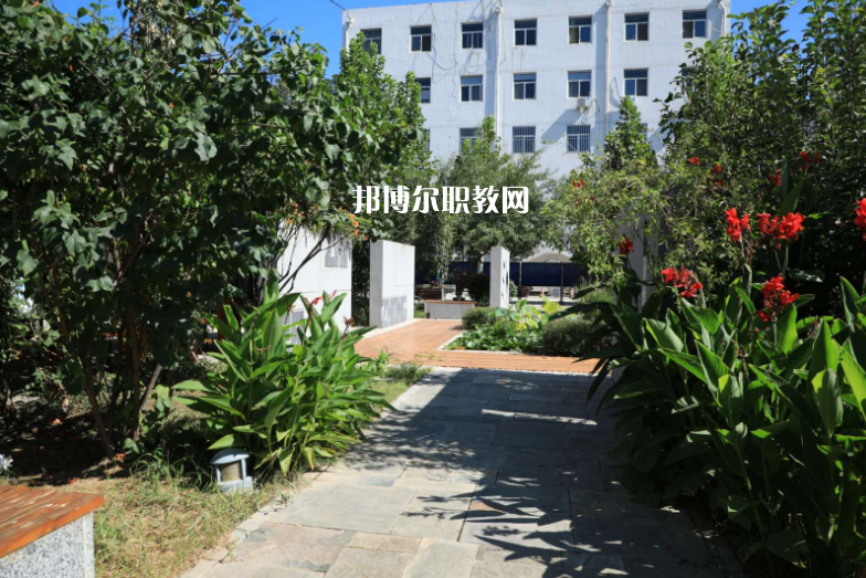 保定市第二職業(yè)中學(xué)2022年學(xué)費(fèi)、收費(fèi)多少