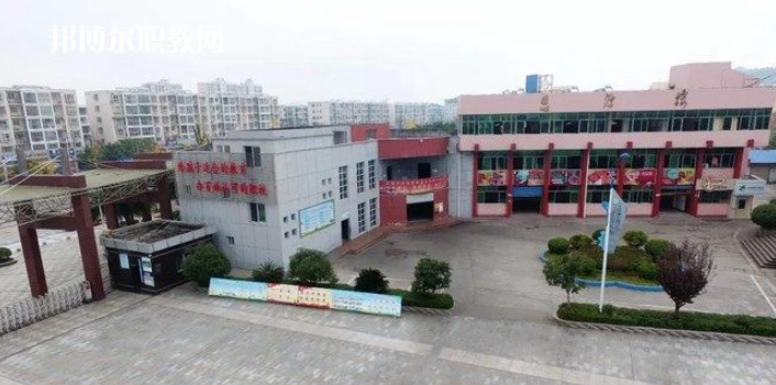 遂寧安居職業(yè)高級中學校2022年報名條件、招生要求、招生對象