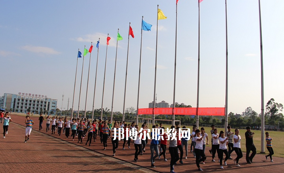 生學(xué)校2022年報(bào)名條件、招生要求、招生對象
