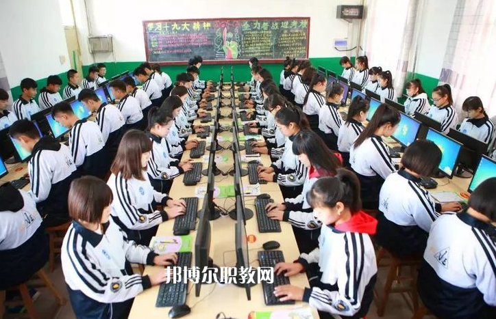 唐山市豐南區(qū)職業(yè)技術(shù)教育中心2022年報(bào)名條件、招生要求、招生對象
