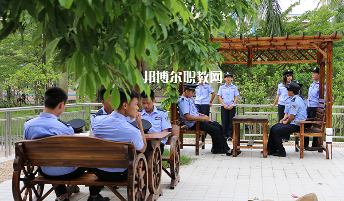 化州鑒江司法職業(yè)學(xué)校2022年學(xué)費(fèi)、收費(fèi)多少