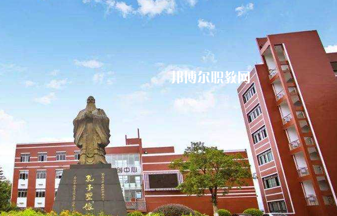 貴州輕工職業(yè)技術(shù)學(xué)院中專部2022年報(bào)名條件、招生要求、招生對(duì)象