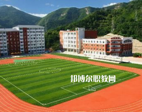 重慶醫(yī)院科技學(xué)校2022年報名條件、招生要求、招生對象
