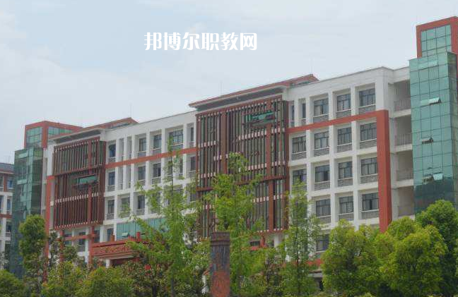 黔西南民族職業(yè)技術(shù)學(xué)院(中職部)2022年報(bào)名條件、招生要求、招生對(duì)象