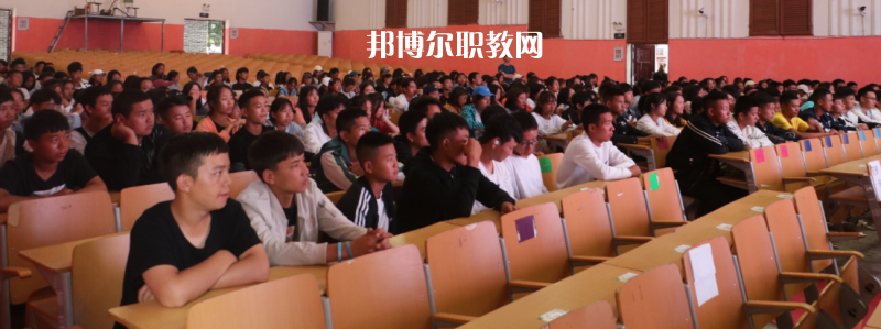 四川省檔案學(xué)校2022年有哪些專(zhuān)業(yè)
