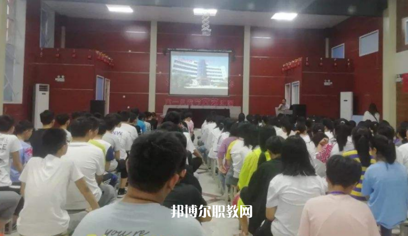 博野縣職業(yè)技術(shù)教育中心2022年報(bào)名條件、招生要求、招生對(duì)象