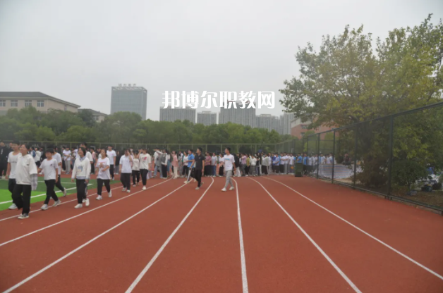 安徽明星科技中專學(xué)校2022年報(bào)名條件、招生要求、招生對(duì)象