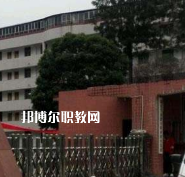 雅安職業(yè)高級(jí)中學(xué)2022年報(bào)名條件、招生要求、招生對(duì)象