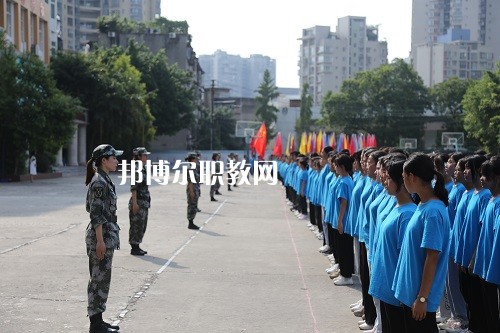 昆明醫(yī)藥職業(yè)技術(shù)學(xué)校2022年學(xué)費(fèi)、收費(fèi)多少