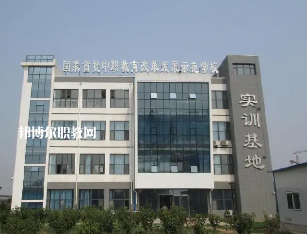 邢臺(tái)現(xiàn)代職業(yè)學(xué)校2022年報(bào)名條件、招生要求、招生對象