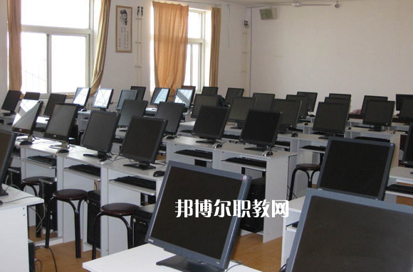 石家莊世海傳媒中等專業(yè)學校2022年招生辦聯(lián)系電話