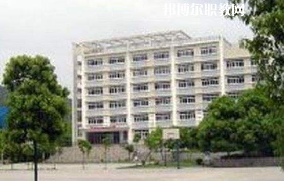廣安鄰水金科職業(yè)技術(shù)學校2022年報名條件、招生要求、招生對象