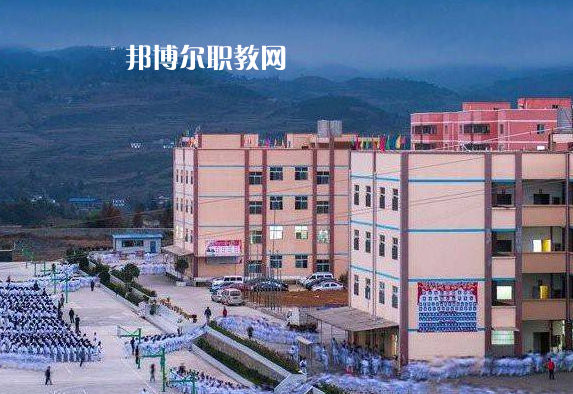 畢節(jié)工業(yè)學(xué)校2022年報(bào)名條件、招生要求、招生對(duì)象