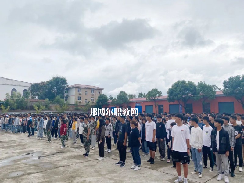 銅陵智通職業(yè)技術(shù)學(xué)校2022年報名條件、招生要求、招生對象