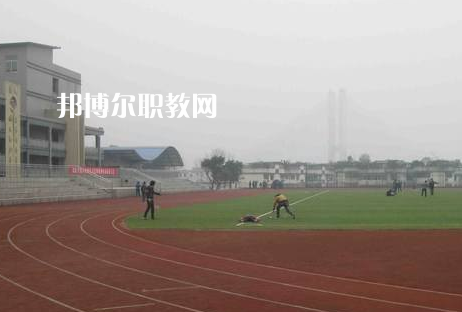 臨滄財(cái)貿(mào)學(xué)校2022年學(xué)費(fèi)、收費(fèi)多少