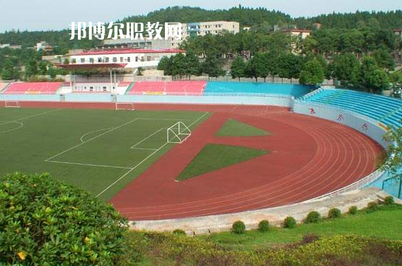 楚雄民族中等專(zhuān)業(yè)學(xué)校2022年招生簡(jiǎn)章