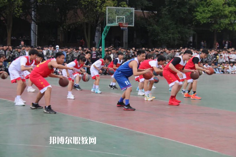 楚雄醫(yī)藥高等?？茖W(xué)校2022年招生辦聯(lián)系電話