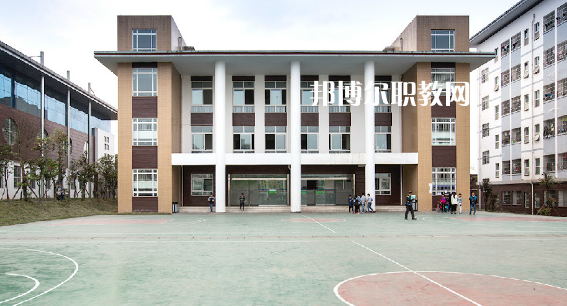 四川屏山職業(yè)技術(shù)學(xué)校2022年報名條件、招生要求、招生對象