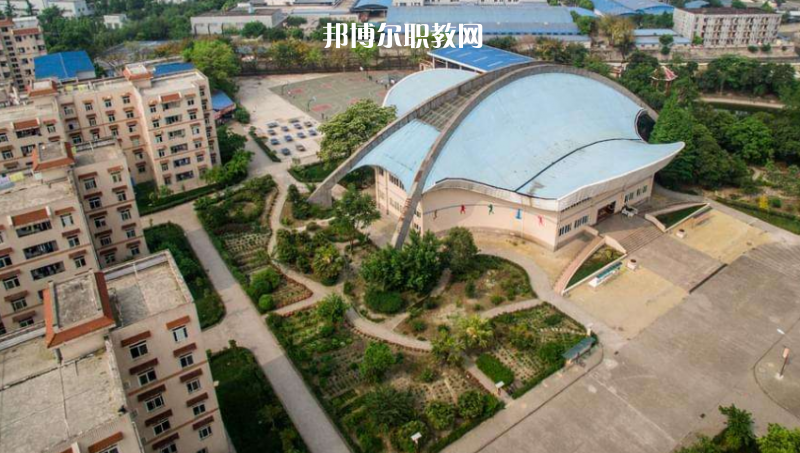 成都中醫(yī)藥大學(xué)附院針灸學(xué)校龍泉校區(qū)2022年學(xué)費(fèi)、收費(fèi)多少