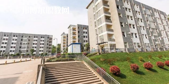 西安2022年上中專(zhuān)學(xué)校要初中畢業(yè)證嗎