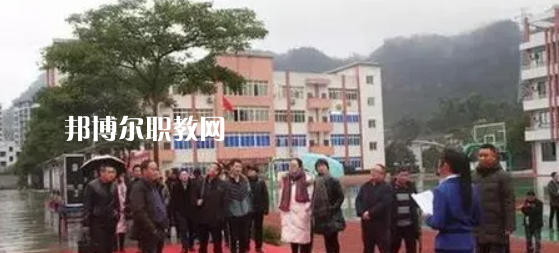 沐川縣中等職業(yè)學(xué)校2022年學(xué)費(fèi)、收費(fèi)多少