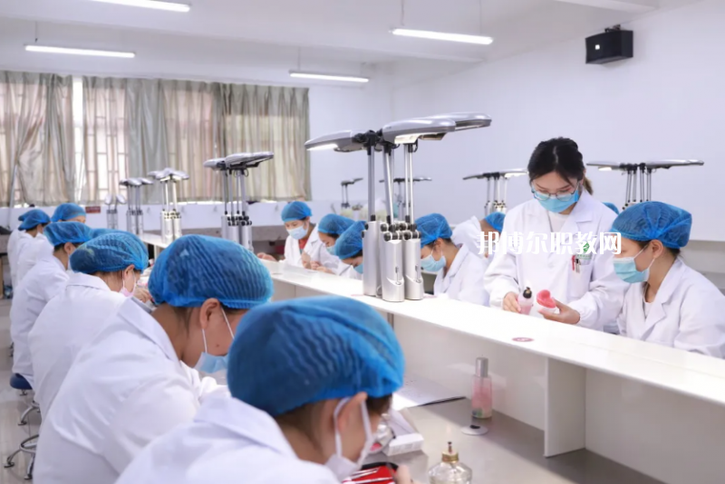 云南2022年讀衛(wèi)校可以考大學嗎