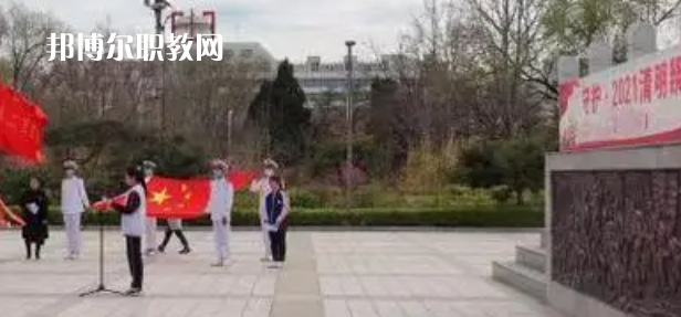 青島第二衛(wèi)生學(xué)校2022年招生條件、招生要求、招生對象