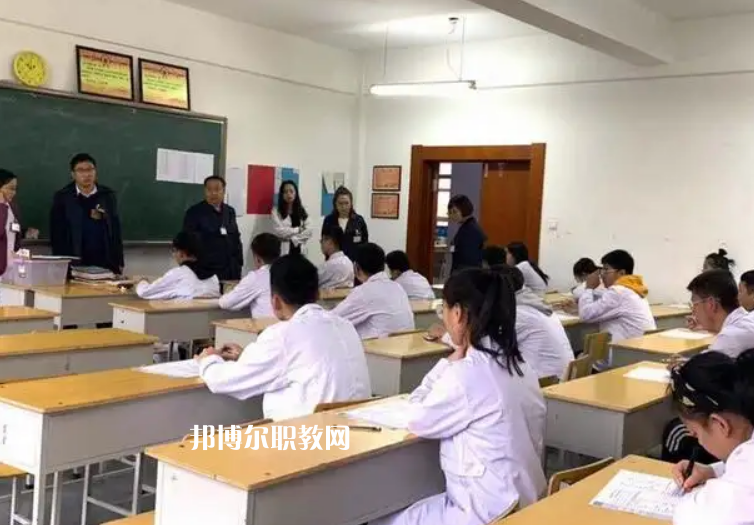 哈爾濱市衛(wèi)生學(xué)校2022年有哪些專(zhuān)業(yè)